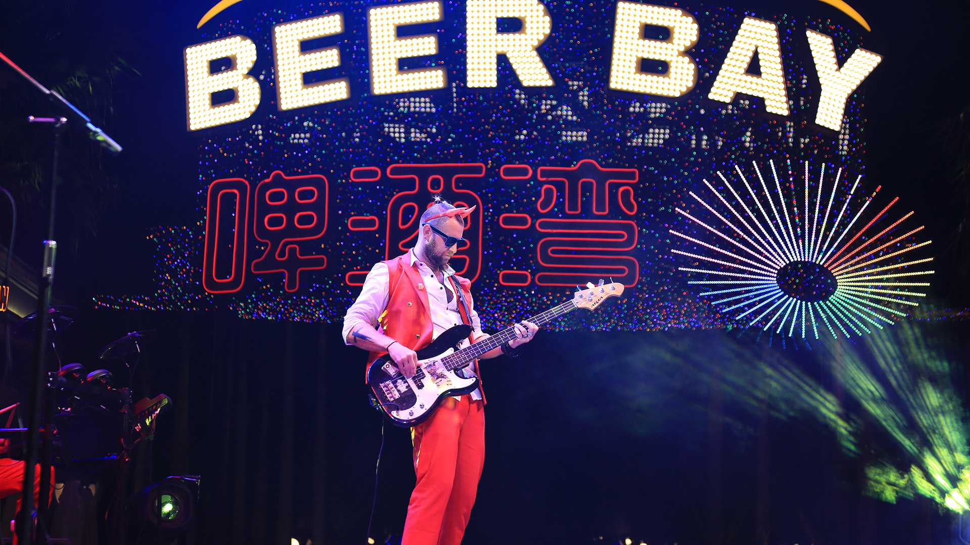 Three things you can not miss in night Sanya